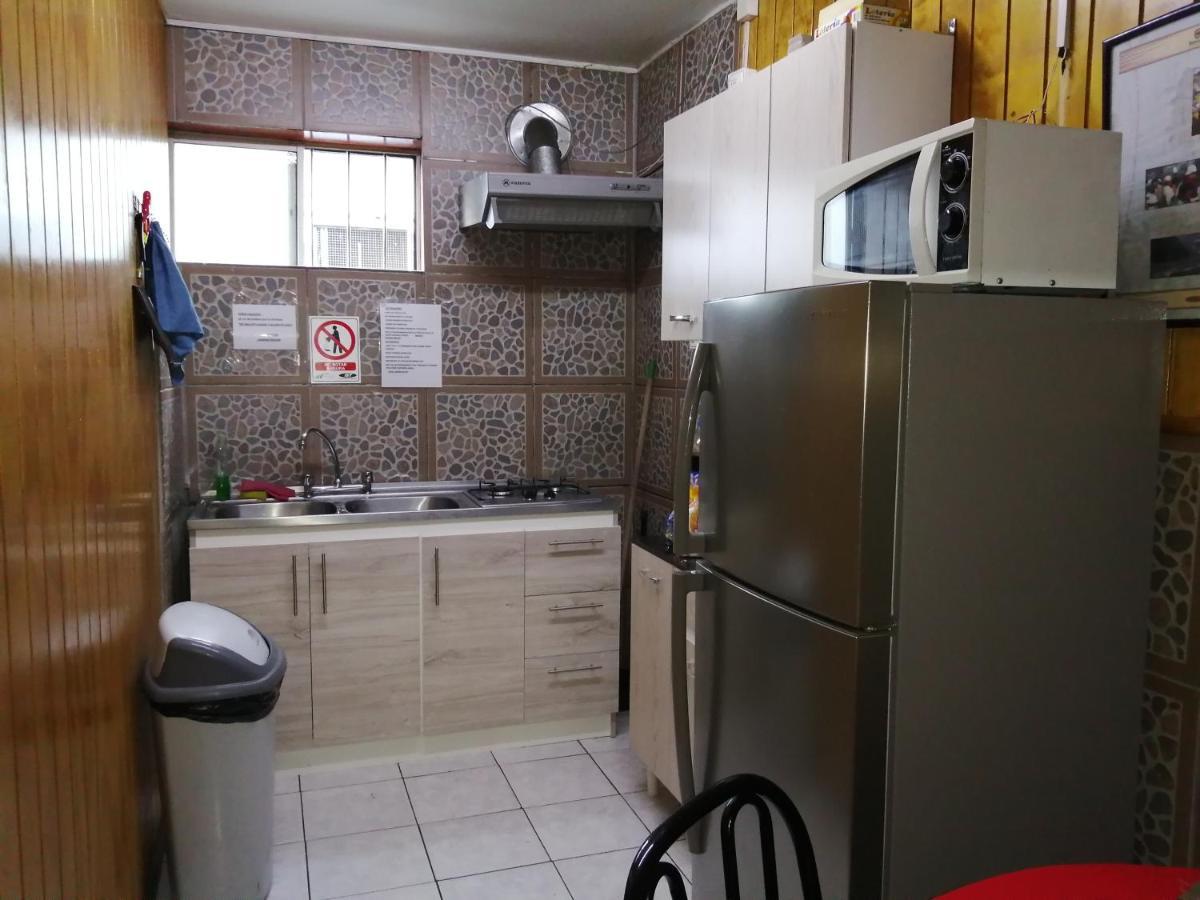 Hostal Copiapo Puerto Montt Bagian luar foto