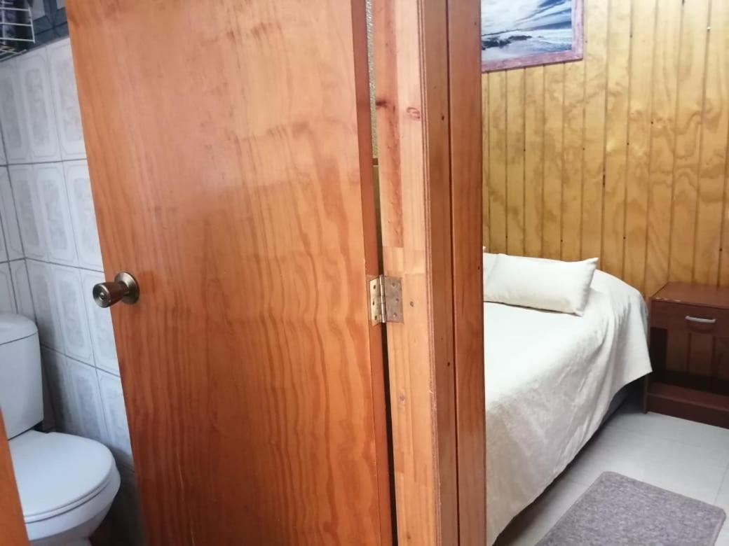 Hostal Copiapo Puerto Montt Bagian luar foto