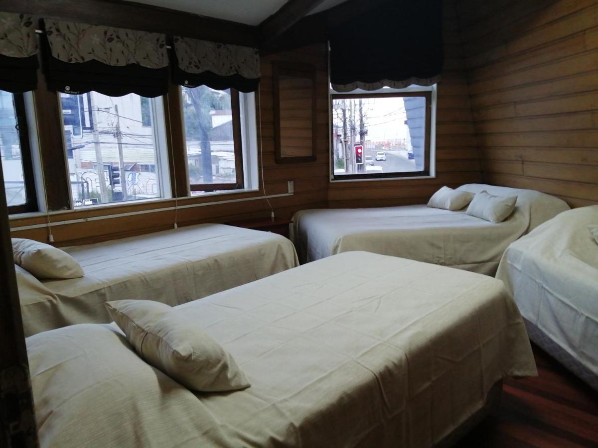 Hostal Copiapo Puerto Montt Bagian luar foto
